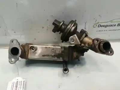 Pezzo di ricambio per auto di seconda mano Radiatore Olio per BMW SERIE 1 BERLINA (E81/E87) 118d Riferimenti OEM IAM 51647174450  