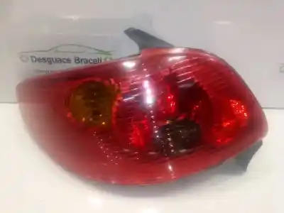 Tweedehands auto-onderdeel Linker Achterlamp voor PEUGEOT 206 BERLINA XS OEM IAM-referenties   