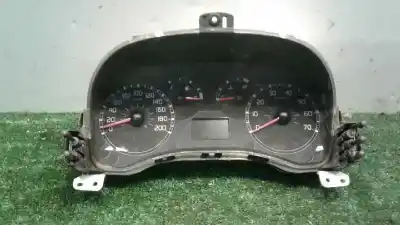 Pezzo di ricambio per auto di seconda mano Pannello Degli Strumenti per FIAT PANDA (169) 1.3 JTD CAT Riferimenti OEM IAM 503000480300  51711238