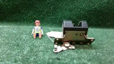 Second-hand car spare part trunk lock for opel zafira a elegance oem iam references   