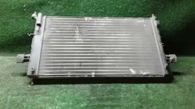 Pezzo di ricambio per auto di seconda mano Radiatore D Acqua per OPEL ZAFIRA A Elegance Riferimenti OEM IAM 869757U  