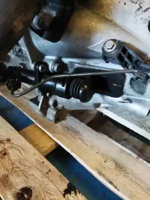 Peça sobressalente para automóvel em segunda mão caixa de velocidades por citroen c4 picasso 1.8 125 cv / 92 kw referências oem iam 20dm71  