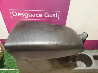 Peça sobressalente para automóvel em segunda mão apoio de braço consola central por ford focus berlina (cap) ambiente (d) referências oem iam   