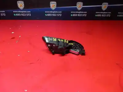 Автозапчасти б/у левая передняя внутренняя ручка за opel insignia a sedán (g09) 2.0 cdti (69) ссылки oem iam 