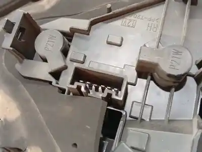 Second-hand car spare part right tailgate light for toyota corolla (e12) 2.0 d-4d linea luna berlina oem iam references   n1.z1.1.3.a