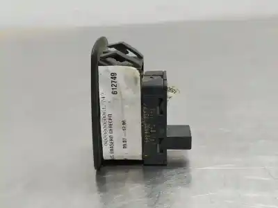 Peça sobressalente para automóvel em segunda mão botão / interruptor elevador vidro traseiro direito por bmw x5 (e70) 3.0sd referências oem iam 15939900