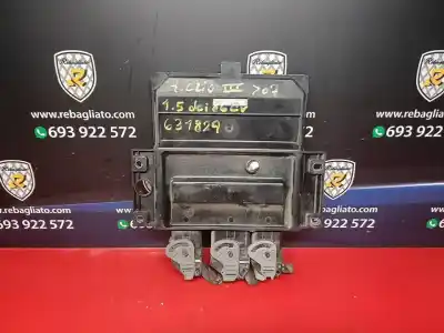 Second-hand car spare part ecu engine control for renault clio iii emotion oem iam references 8200399038 Second-hand car spare part ecu engine control for renault clio iii emotion oem iam references 8200399038