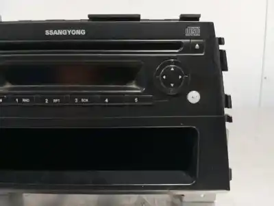 Second-hand car spare part audio system / radio cd for ssangyong actyon 200 xdi oem iam references 8910009070  n1.z3.2.2.4
