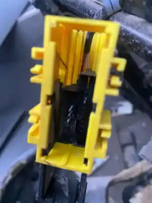 Peça sobressalente para automóvel em segunda mão assento dianteiro esquerdo por bmw serie 3 touring (e91) 318d referências oem iam   