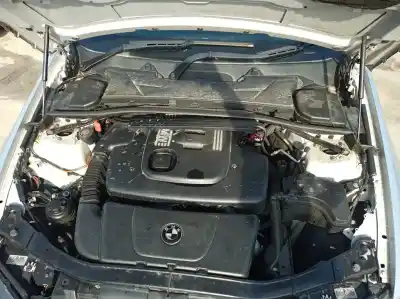 Peça sobressalente para automóvel em segunda mão tampa do motor por bmw serie 3 touring (e91) 318d referências oem iam 