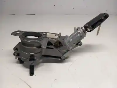 Pièce détachée automobile d'occasion COMMUTATEUR D'ALLUMAGE pour OPEL ASTRA TWIN TOP  Références OEM IAM N0501882  