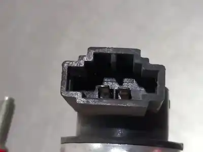 Peça sobressalente para automóvel em segunda mão farolim interior traseiro esquerdo por volkswagen passat b6 (3c2) 2.0 tdi 16v referências oem iam   n1.z1.2.1.m