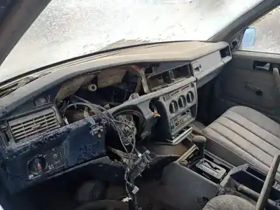 Gebrauchtes Autoersatzteil instrumententafel zum mercedes-benz clase c (w201) berlina 2.5 d 190 (201.126) 94 cv / 69 kw oem-iam-referenzen   