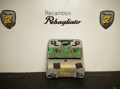 Peça sobressalente para automóvel em segunda mão luz interior por toyota auris hybrid active referências oem iam   n1.z2-8.2.1