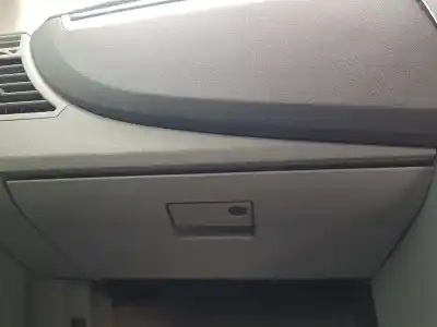 Pezzo di ricambio per auto di seconda mano scatola di guanti per chrysler sebring cabrio limited 186 cv / 137 kw riferimenti oem iam 