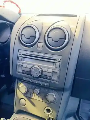 Peça sobressalente para automóvel em segunda mão sistema de áudio / rádio cd por nissan qashqai (j10) visia referências oem iam 