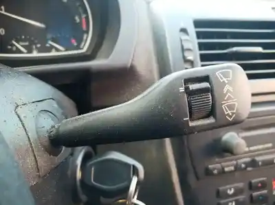 Peça sobressalente para automóvel em segunda mão comutador de limpa vidros por bmw x3 (e83) 2.0d referências oem iam 