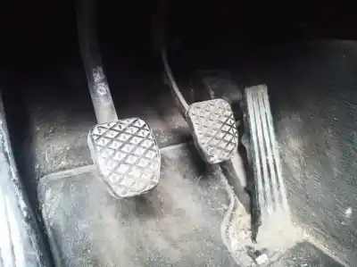 Peça sobressalente para automóvel em segunda mão pedal de travão por bmw x3 (e83) 2.0d referências oem iam 