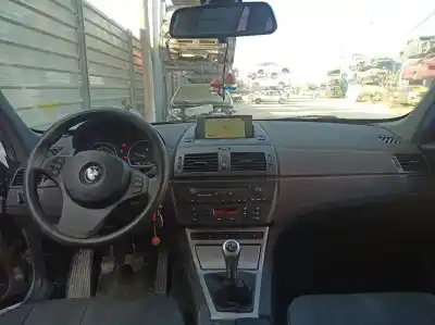 Peça sobressalente para automóvel em segunda mão tablier por bmw x3 (e83) 2.0d referências oem iam 