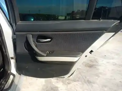 Peça sobressalente para automóvel em segunda mão forra / revestimento da porta traseira direita por bmw 3 touring (e91) 320 i referências oem iam 