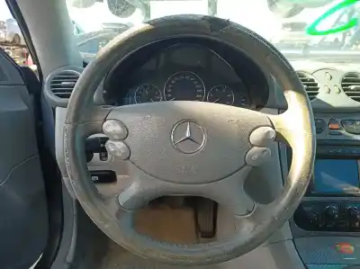 Pièce détachée automobile d'occasion VOLANT pour MERCEDES-BENZ CLASE CLK (W209) COUPE  Références OEM IAM   