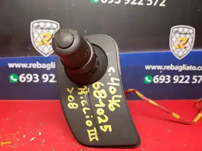 Автозапчасти б/у управление светом за renault clio iii authentique ссылки oem iam 88102001386 0263061585  n1.z1.30.4.alto Автозапчасти б/у управление светом за renault clio iii authentique ссылки oem iam 88102001386 0263061585  n1.z1.30.4.alto