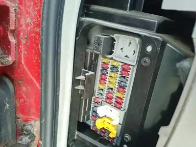 Second-hand car spare part fuse box unit for jeep cherokee (kj) 3.7 limited oem iam references   