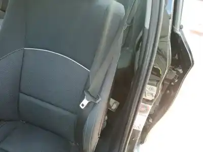 Peça sobressalente para automóvel em segunda mão cinto de segurança dianteiro esquerdo por bmw serie 1 berlina (e81/e87) 118i referências oem iam 