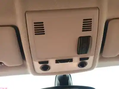 Peça sobressalente para automóvel em segunda mão luz interior por bmw serie 1 berlina (e81/e87) 118i referências oem iam 