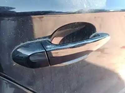 Peça sobressalente para automóvel em segunda mão puxador exterior traseiro direito por bmw serie 1 berlina (e81/e87) 118i referências oem iam 