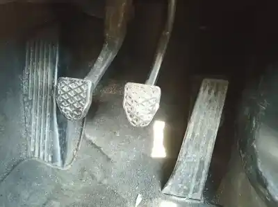 Peça sobressalente para automóvel em segunda mão pedal de travão por bmw serie 1 berlina (e81/e87) 118i referências oem iam 