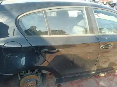 Peça sobressalente para automóvel em segunda mão porta do automóvel traseira direita por bmw serie 1 berlina (e81/e87) 118i referências oem iam 
