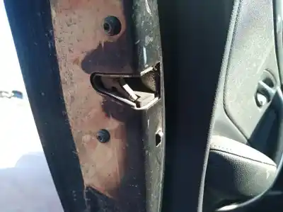 Peça sobressalente para automóvel em segunda mão fechadura da porta traseira esquerda por bmw serie 1 berlina (e81/e87) 118i referências oem iam 