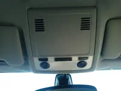 Peça sobressalente para automóvel em segunda mão luz interior por bmw serie 1 berlina (e81/e87) 118i referências oem iam 