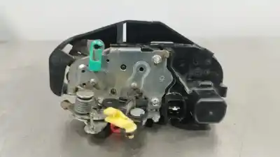 Second-hand car spare part front right door lock for chrysler 300 c 3.0 crd oem iam references 