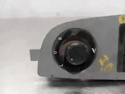 Peça sobressalente para automóvel em segunda mão botão / interruptor elevador vidro dianteiro esquerdo por chrysler 300 c 3.0 crd referências oem iam 04602781  n1.z1.16.17