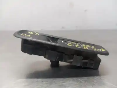 Pièce détachée automobile d'occasion COMMANDE DE LÈVE VITRE AVANT DROIT pour CITROEN C8  Références OEM IAM 14893750XT  N1.Z1.16.12