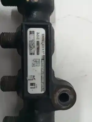 Second-hand car spare part distributor pipe for citroen jumpy hdi 90 27 l1h1 furg. 90 cv / 66 kw oem iam references 9654592680