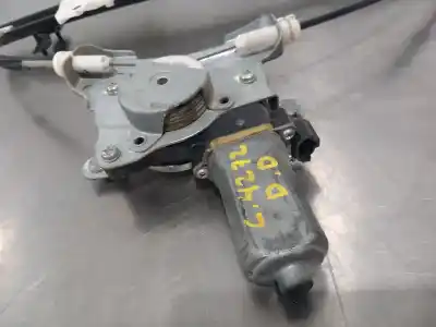 Second-hand car spare part passenger side right window regulator for ssangyong korando crystal 4x2 oem iam references 98820cz010  n1.z2.22.4.1