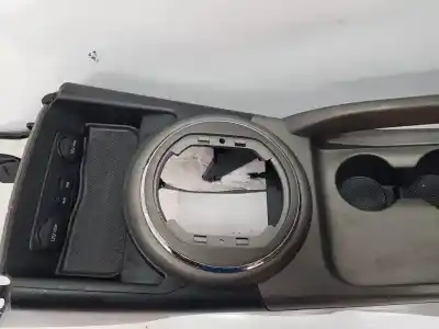 Peça sobressalente para automóvel em segunda mão apoio de braço consola central por kia sportage concept 4x2 referências oem iam 846713u000 846313u010..0