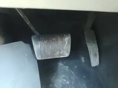 Second-hand car spare part accelerator pedal for chrysler 300 c 3.0 crd oem iam references 