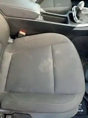 Second-hand car spare part right front seat for opel insignia a sedán (g09) 2.0 cdti (69) oem iam references   