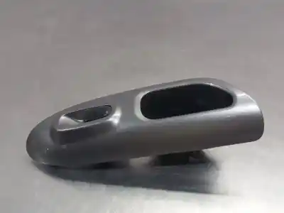 Peça sobressalente para automóvel em segunda mão BOTÃO / INTERRUPTOR ELEVADOR VIDRO TRASEIRO DIREITO por NISSAN JUKE (F15)  Referências OEM IAM 254111KL0A  N1.Z1.17.7