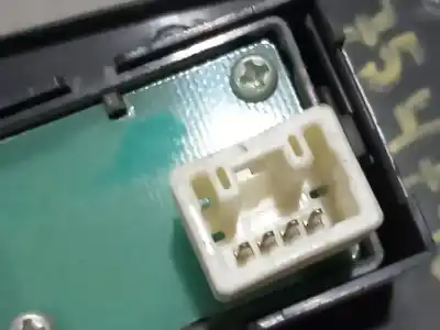 Автозапчасти б/у выключатель переднего правого окна за lexus is200 (ds2/is2) 220d ссылки oem iam 7423153090  n1.z1.18.5