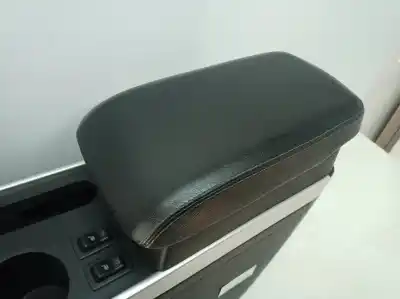 Pezzo di ricambio per auto di seconda mano bracciolo centrale per mazda cx-7 (er) sportive riferimenti oem iam   n1.z2-11.6.3