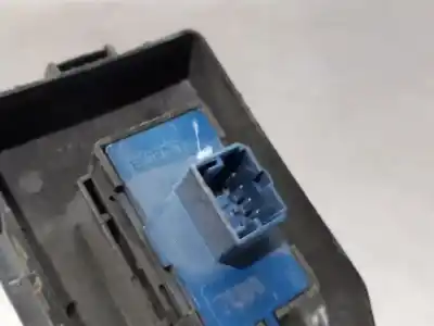 Peça sobressalente para automóvel em segunda mão botão / interruptor elevador vidro dianteiro direito por peugeot bipper tepee outdoor referências oem iam 2254110011