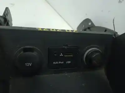 Pezzo di ricambio per auto di seconda mano bracciolo centrale per kia cee'd fastback (ed) 1.4 riferimenti oem iam   n1.z2-11.9.3