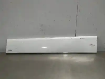 Peça sobressalente para automóvel em segunda mão moldagem por opel vivaro furgón/combi (07.2006 =>) furgón 2.7t l1h1 referências oem iam 828210114r  n2.z1.alerones.b