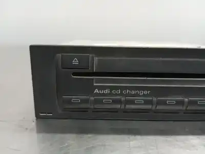 Pezzo di ricambio per auto di seconda mano impianto audio / radio cd per audi a4 avant (8e) 2.0 tdi riferimenti oem iam 8e0035111d  n1.z3.2.5.3
