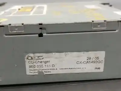 Pezzo di ricambio per auto di seconda mano impianto audio / radio cd per audi a4 avant (8e) 2.0 tdi riferimenti oem iam 8e0035111d  n1.z3.2.5.3